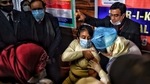 A G Ahangar, director of Sheri Kashmir Institute of Medical Sciences receives the first shot of Covid-19 vaccine.(HT Photo) A G Ahangar, director of Sheri Kashmir Institute of Medical Sciences receives the first shot of Covid-19 vaccine.(HT Photo)