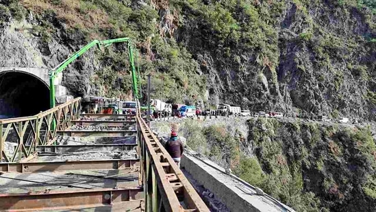 Bailey bridge at Kela Morh in Ramban on Jammu-Srinagar highway.(ANI)