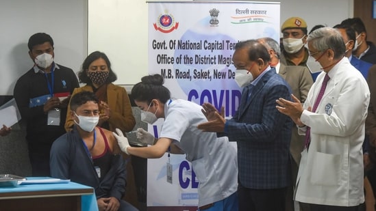 Marking its feat in the history of disease outbreaks, India on January 16 started the world's largest Covid-19 vaccination drive where it will see the administration of the drug in 300,000 million healthcare workers.(Amal KS / HT Photo)