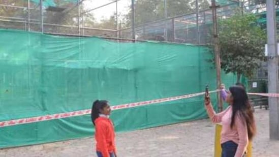 he avian section at Lucknow Zoo has been closed for public in wake of bird flu. (HT Photo) he avian section at Lucknow Zoo has been closed for public in wake of bird flu. (HT Photo)