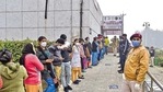 Health care workers queue up to get vaccinated at Rajiv Gandhi Super Speciality Hospital in New Delhi on Saturday.( ) Health care workers queue up to get vaccinated at Rajiv Gandhi Super Speciality Hospital in New Delhi on Saturday.( )