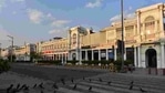 The Delhi government has also introduced a similar concept in 2015, calling it ‘car free day’ where in some roads of the city private vehicles were not allowed to ply for selected days.(Sanchit Khanna/HT PHOTO) The Delhi government has also introduced a similar concept in 2015, calling it ‘car free day’ where in some roads of the city private vehicles were not allowed to ply for selected days.(Sanchit Khanna/HT PHOTO)