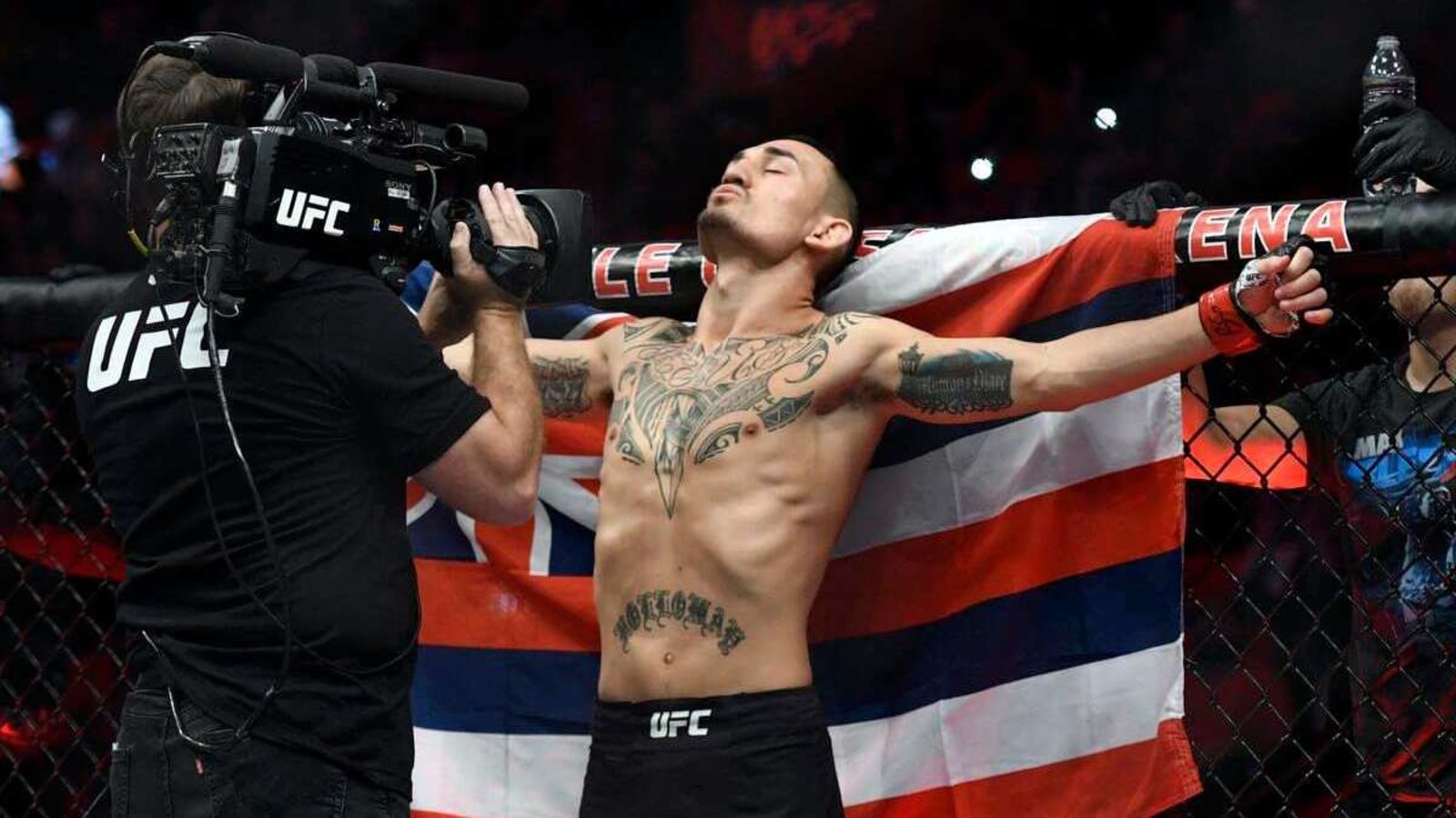 UFC Fight Night: 445 strikes landed in one fight- Max Holloway is making his hands do the talking | Hindustan Times