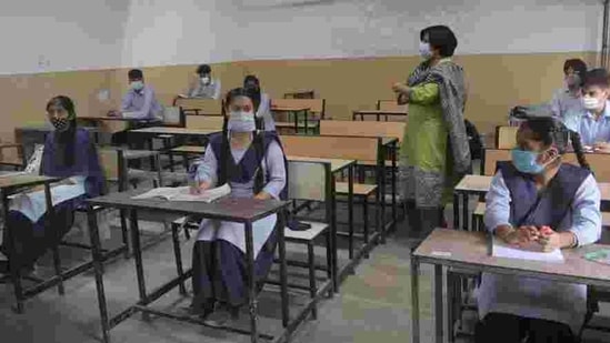 Classes 6 to 8 to reopen at Chandigarh’s govt schools from February 1 Classes 6 to 8 to reopen at Chandigarh’s govt schools from February 1