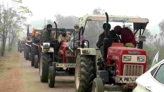 Farmers from Ludhiana head for Delhi on Sunday to participate in a tractor march, (ANI) Farmers from Ludhiana head for Delhi on Sunday to participate in a tractor march, (ANI)