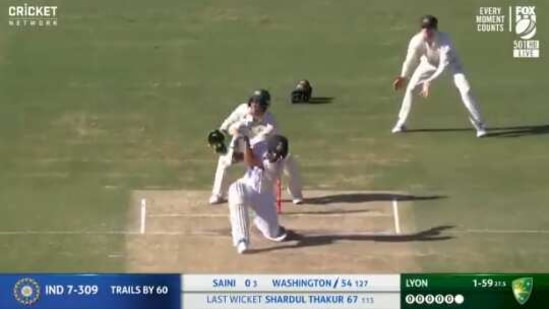 Washington Sundar hits a no-look six off Nathan Lyon(Screengrab/cricket.com.au Twitter)