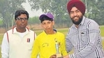 Class 9 student Aryan Kohli, centre, won the best bowler award.(HT) Class 9 student Aryan Kohli, centre, won the best bowler award.(HT)