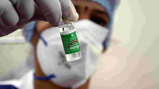 The vaccination drive resumed at Kaithal in Haryana after one of the sites was shifted following interruptions caused by protesting farmers.(Agency) The vaccination drive resumed at Kaithal in Haryana after one of the sites was shifted following interruptions caused by protesting farmers.(Agency)