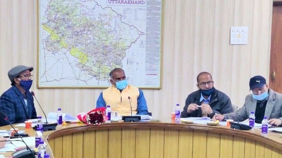 Arvind Pandey, minister for school education in Uttarakhand in a meeting with senior officials from the department on Monday.(HT) Arvind Pandey, minister for school education in Uttarakhand in a meeting with senior officials from the department on Monday.(HT)