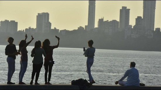 An overall AQI of 156 was measured, which falls in the moderate category, in Mumbai on Monday. (HT FILE PHOTO) An overall AQI of 156 was measured, which falls in the moderate category, in Mumbai on Monday. (HT FILE PHOTO)
