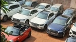 According to police, after the purchase, the accused would then mortgage the cars and borrow money from individuals under the guise of some urgent requirements. According to police, after the purchase, the accused would then mortgage the cars and borrow money from individuals under the guise of some urgent requirements.
