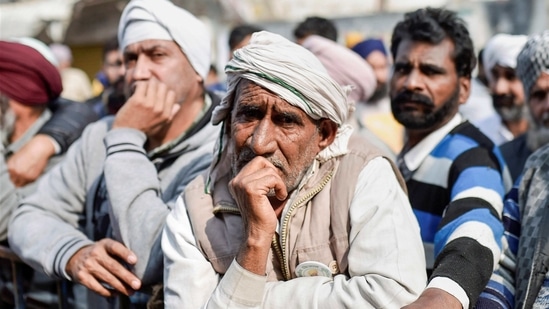 Farmers during their ongoing protest against the new farm laws at Singhu Border, in New Delhi.(PTI) Farmers during their ongoing protest against the new farm laws at Singhu Border, in New Delhi.