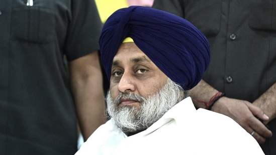 The committee formed by the apex court could not play any constructive role in resolving the crisis following the central government's refusal to repeal the three agricultural laws, Badal said.(Ravi Kumar /HT Photo) The committee formed by the apex court could not play any constructive role in resolving the crisis following the central government's refusal to repeal the three agricultural laws, Badal said.(Ravi Kumar /HT Photo)