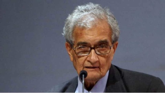 Amartya Sen has accused the VC of acting at the behest of the Centre "with its growing control over Bengal".(PTI file photo)