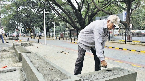 A traffic park is being set up near Bremen chowk, Aundh, to provide ‘live’, on-the-road training and experience to children and youth. (HT PHOTO) A traffic park is being set up near Bremen chowk, Aundh, to provide ‘live’, on-the-road training and experience to children and youth. (HT PHOTO)