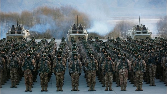 Chinese People's Liberation Army (PLA) soldiers assembling during military training at Pamir Mountains in Kashgar, northwestern China's Xinjiang region on January 4. (AFP) Chinese People's Liberation Army (PLA) soldiers assembling during military training at Pamir Mountains in Kashgar, northwestern China's Xinjiang region on January 4. (AFP)
