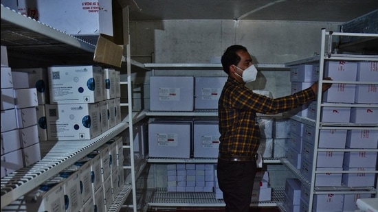 A cold storage in Thane houses the Covishield vaccine. (HT FILE) A cold storage in Thane houses the Covishield vaccine. (HT FILE)