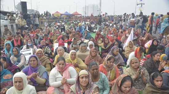 Women farmers during the ongoing protest against the new farm laws, Ghazipur (Delhi-UP border), January 18, 2021 (Sakib Ali /Hindustan Times)