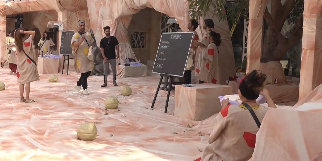 A still from the task (Colors)