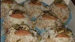 Kanakchur Khoi (fried aromatic paddy), nolen gur (molasses), ghee, khoya kheer, cardamom, raisins, and cashew nuts, among others, are used to prepare the delicacy. (HT Photo) Kanakchur Khoi (fried aromatic paddy), nolen gur (molasses), ghee, khoya kheer, cardamom, raisins, and cashew nuts, among others, are used to prepare the delicacy. (HT Photo)
