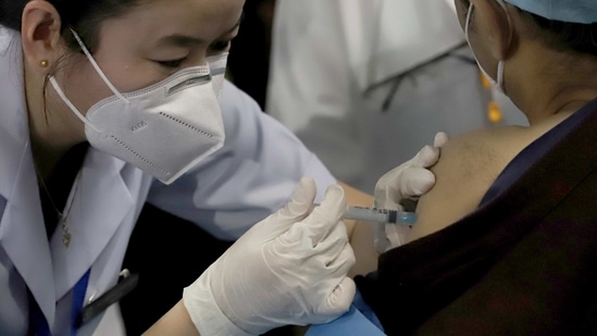 On January 16, Prime Minister Narendra Modi launched the world's largest vaccination drive against the pandemic.(Bloomberg) On January 16, Prime Minister Narendra Modi launched the world's largest vaccination drive against the pandemic.(Bloomberg)