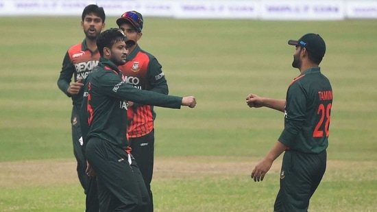 Bangladesh's Shakib Al Hasan (L) celebrates with temamates after bowling out West Indies' Alzarri Joseph during the first one-day international (ODI) cricket match between Bangladesh and West Indies at the Sher-e-Bangla National Cricket Stadium in Dhaka.(AFP) Bangladesh's Shakib Al Hasan (L) celebrates with temamates after bowling out West Indies' Alzarri Joseph during the first one-day international (ODI) cricket match between Bangladesh and West Indies at the Sher-e-Bangla National Cricket Stadium in Dhaka.(AFP)