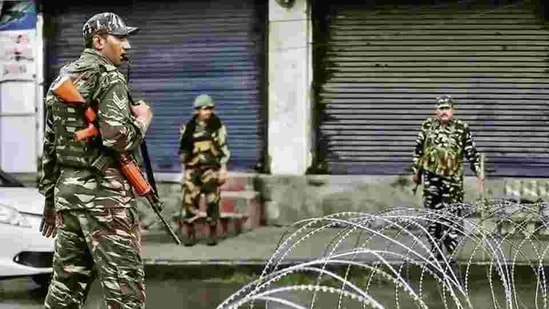 The 4 soldiers were injured in Pakistani shelling. (Reuters File Photo)