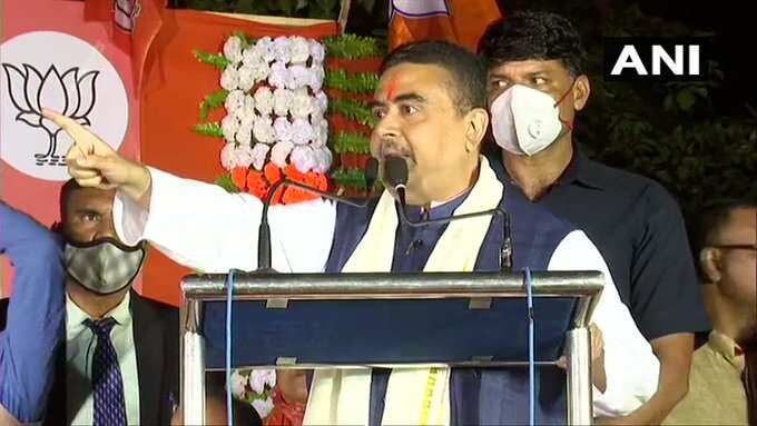 Bengal BJP’s chief spokesperson Samik Bhattacharya tried to make a distinction between the slogans chanted by his party and the opposition Trinamool. (ANI Photo ) Bengal BJP’s chief spokesperson Samik Bhattacharya tried to make a distinction between the slogans chanted by his party and the opposition Trinamool. (ANI Photo )