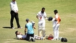 Hanuma Vihari (on the ground) receives treatment. (Getty Images) Hanuma Vihari (on the ground) receives treatment. (Getty Images)