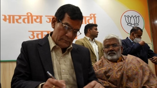 Former IAS officer Arvind Kumar Sharma joins the BJP at party office in Lucknow on January 14. Former IAS officer Arvind Kumar Sharma joins the BJP at party office in Lucknow on January 14.