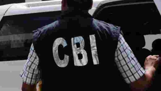CBI judge Surendra Kumar Yadav, while ordering the acquittal last year, cited a lack of evidence and added the probe agency could not prove the authenticity of the audio and video evidence submitted.(HT PHOTO) CBI judge Surendra Kumar Yadav, while ordering the acquittal last year, cited a lack of evidence and added the probe agency could not prove the authenticity of the audio and video evidence submitted.(HT PHOTO)