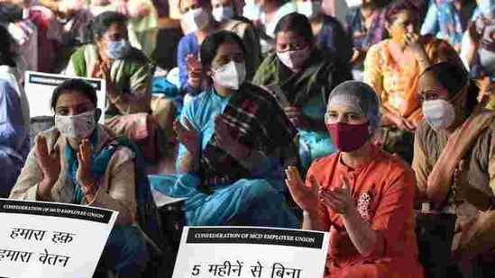 MCD doctors and other staff during a protest at Civic center, in New Delhi .(ANI file photo) MCD doctors and other staff during a protest at Civic center, in New Delhi .(ANI file photo)