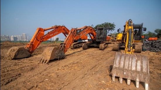 Metro Kanjurmarg car shed site. (Pratik Chorge/HT PHOTO) Metro Kanjurmarg car shed site. (Pratik Chorge/HT PHOTO)