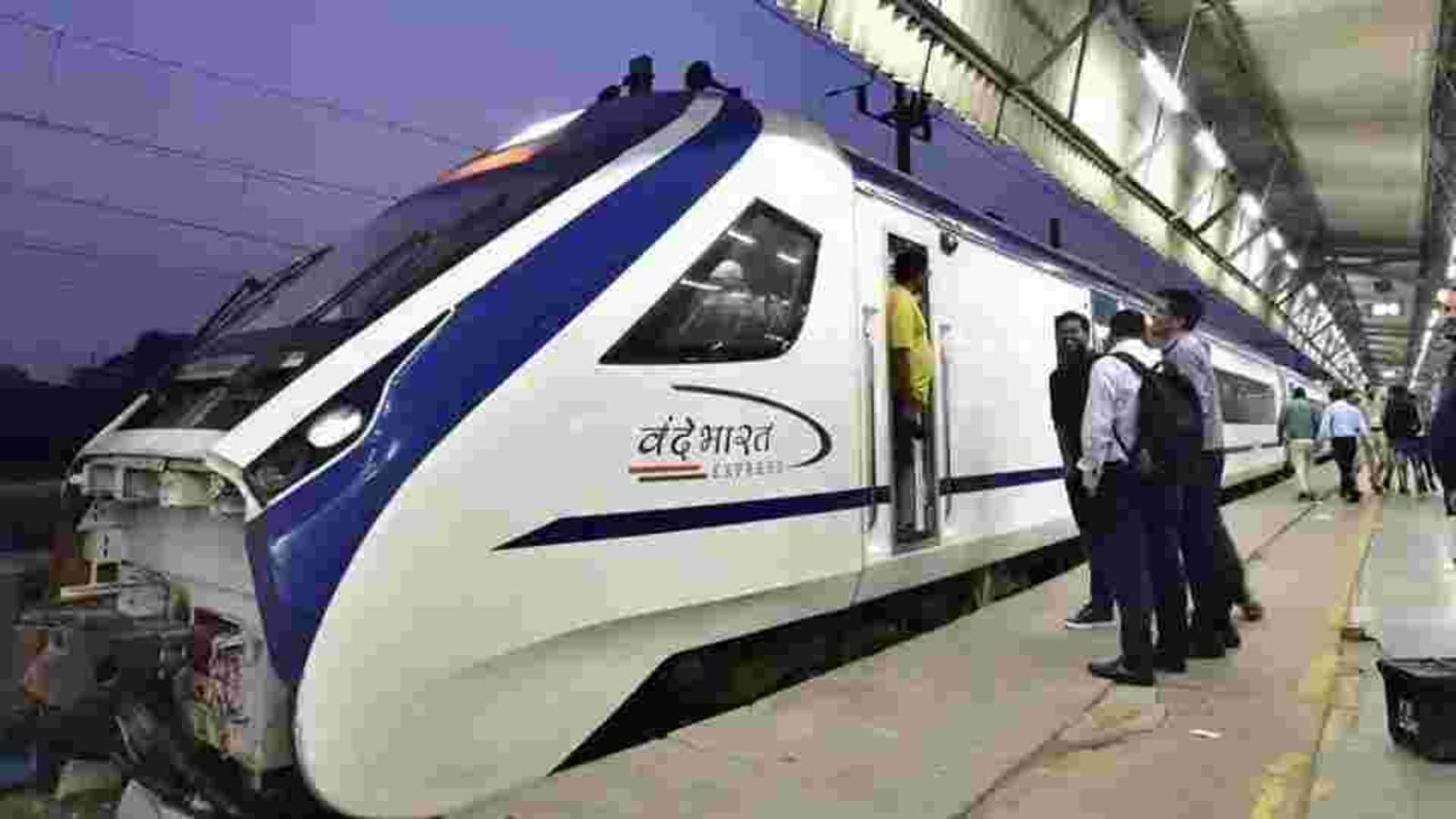 Railways award contract of ₹2211 crore for manufacturing 44 Vande Bharat  rakes | Latest News India - Hindustan Times