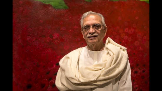 Gulzar’s mammoth project, A Poem A Day, an anthology that contains the best names in Indian poetry across languages, is rich and diverse. (Prabha S Roy/HT) Gulzar’s mammoth project, A Poem A Day, an anthology that contains the best names in Indian poetry across languages, is rich and diverse. (Prabha S Roy/HT)