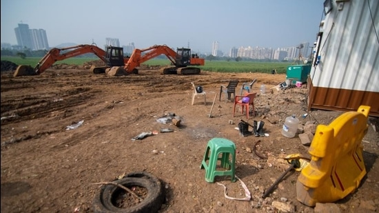 Kanjurmarg metro car shed site. (Pratik Chorge/HT PHOTO) Kanjurmarg metro car shed site. (Pratik Chorge/HT PHOTO)