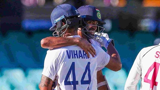 R Ashwin and Hanuma Vihari congratulating each other after saving the third Test against Australia at the Sydney Cricket Ground(Twitter) R Ashwin and Hanuma Vihari congratulating each other after saving the third Test against Australia at the Sydney Cricket Ground(Twitter)