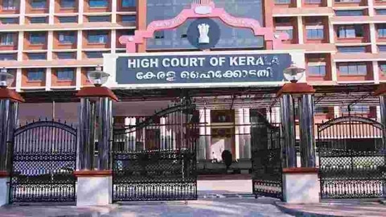 Kerala HC has also asked for a regular update on the probe into the case.(HT Photo) Kerala HC has also asked for a regular update on the probe into the case.(HT Photo)