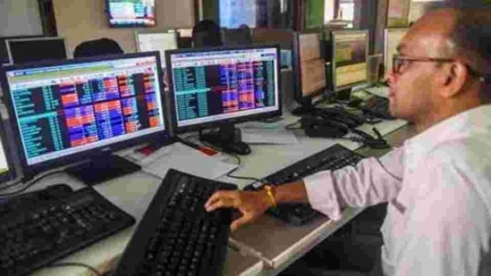 On the Sensex chart, barring HDFC and Asian Paints, all constituents were trading in the green.(PTI) On the Sensex chart, barring HDFC and Asian Paints, all constituents were trading in the green.(PTI)