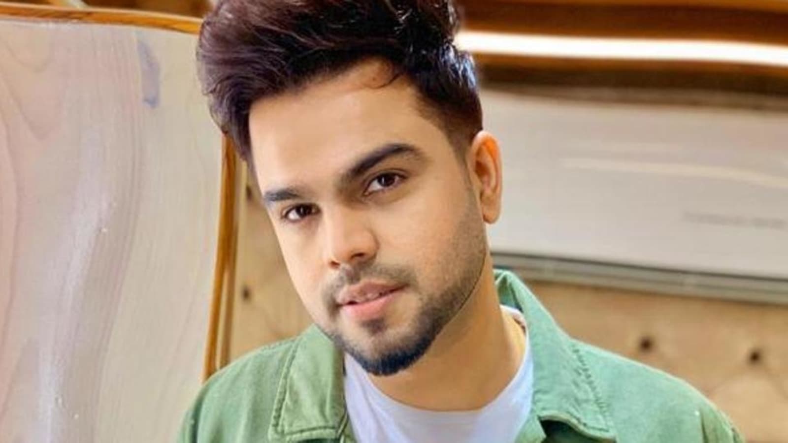 Singer Akhil: Favouritism in Bollywood is reason why many singers ...