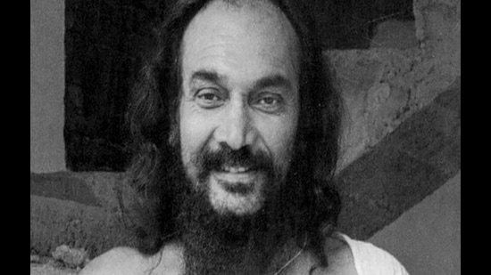 Dhirendra Brahmachari was the yoga mentor of former Prime Minister Indira Gandhi. He ran ashrams at Bhondsi in Gurugram, Jammu, Katra and Mantalai. Known as the Flying Swami, he died in an air crash in 1994. Dhirendra Brahmachari was the yoga mentor of former Prime Minister Indira Gandhi. He ran ashrams at Bhondsi in Gurugram, Jammu, Katra and Mantalai. Known as the Flying Swami, he died in an air crash in 1994.