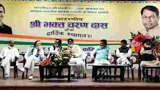 Bhakta Charan Das meeting senior Congress leaders in Patna(Photo@INCBihar)