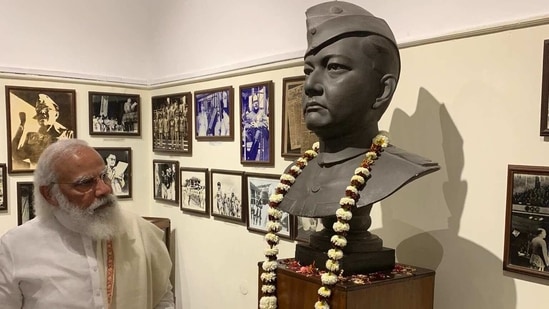 PM Modi arrived in Kolkata on Saturday afternoon to take part in the 125th birth anniversary celebrations of Netaji Subhas Chandra Bose.(Photo: PMOIndia/ Twitter) PM Modi arrived in Kolkata on Saturday afternoon to take part in the 125th birth anniversary celebrations of Netaji Subhas Chandra Bose.(Photo: PMOIndia/ Twitter)