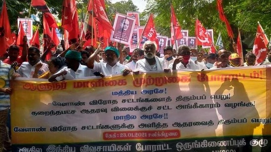 Out of the 3,000 members who protested in Chennai yesterday, about 1,000 were detained.(HT photo)