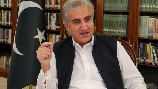 Pakistan's Foreign Minister Shah Mehmood Qureshi gestures as he speaks during an interview with Reuters at the Ministry of Foreign Affairs (MOFA) office in Islamabad, Pakistan.(REUTERS)