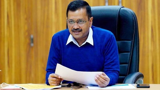 Since the beginning of farmers' 'Dilli Chalo' protests, Delhi CM Arvind Kejriwal and Punjab CM Amarinder Singh have engaged in a bitter war of words. Since the beginning of farmers' 'Dilli Chalo' protests, Delhi CM Arvind Kejriwal and Punjab CM Amarinder Singh have engaged in a bitter war of words.