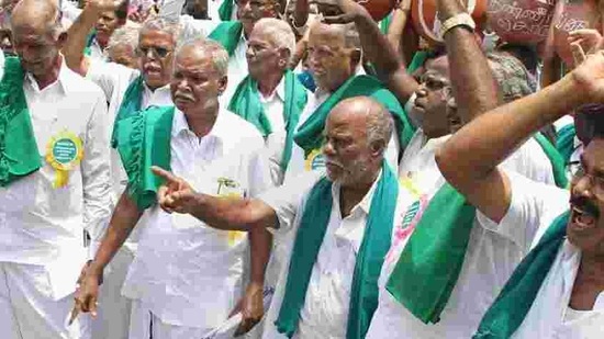 File photo: Members of Tamil Nadu Farmers’ Association.(PTI/File Photo) File photo: Members of Tamil Nadu Farmers’ Association.(PTI/File Photo)