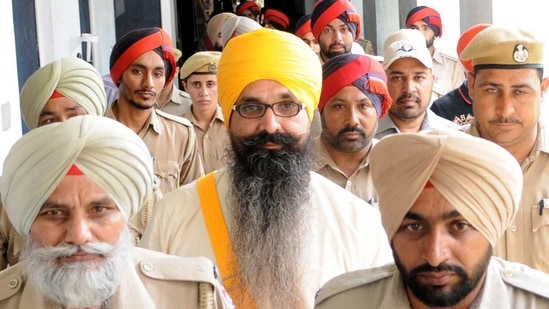 Balwant Singh Rajoana main accused in former Punjab Chief Minister Beant Singh murder case.(HT File photo) Balwant Singh Rajoana main accused in former Punjab Chief Minister Beant Singh murder case.(HT File photo)