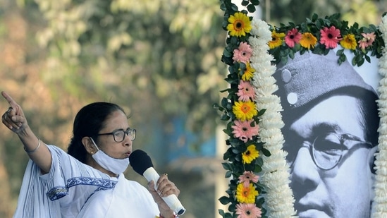 West Bengal chief minister Mamata Banerjee she was insulted and had to face taunts in presence of Prime Minister Narendra Modi at Victoria Memorial event on Saturday. West Bengal chief minister Mamata Banerjee she was insulted and had to face taunts in presence of Prime Minister Narendra Modi at Victoria Memorial event on Saturday.