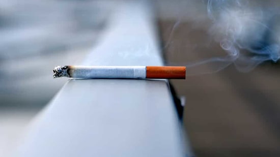 Smoking is associated with an increased risk of Covid-19 symptoms and smokers are more likely to attend hospital than non-smokers, a study has found.(Unsplash) Smoking is associated with an increased risk of Covid-19 symptoms and smokers are more likely to attend hospital than non-smokers, a study has found.(Unsplash)